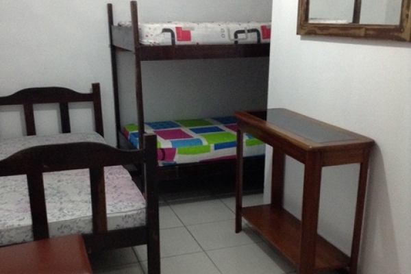 quarto-8C9835E93-39C7-F171-A9B8-25AAB50806F7.jpg