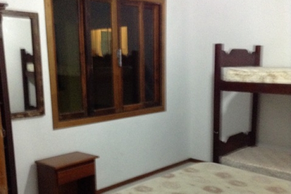 quarto-972713E60-A04C-C549-416E-B245DE0B2457.jpg